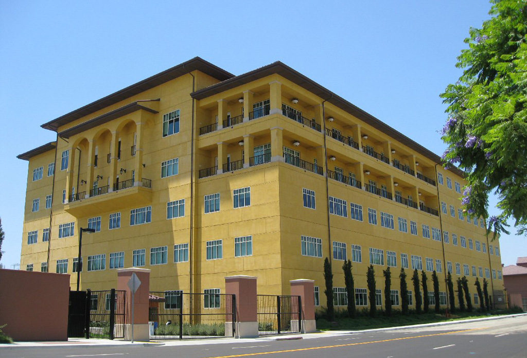 DreamWorks Lakeside Annex